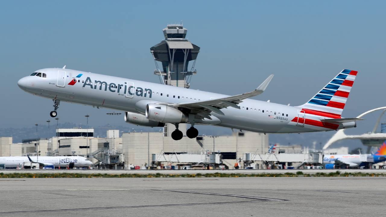 american-airlines-reu-1687259.jpg